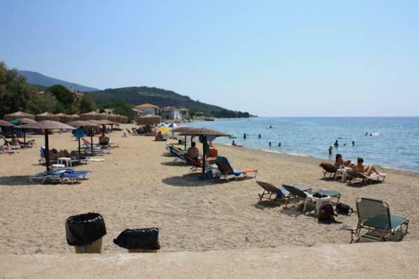 Vila Ktima Elia Skala Sotiros Exteriér fotografie